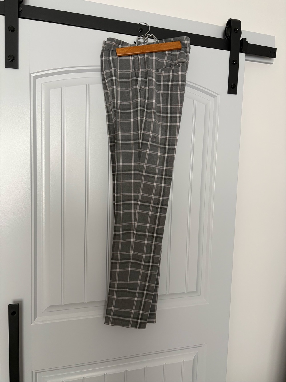 Kit and Ace Gray Plaid Straight-Leg Women's Pants